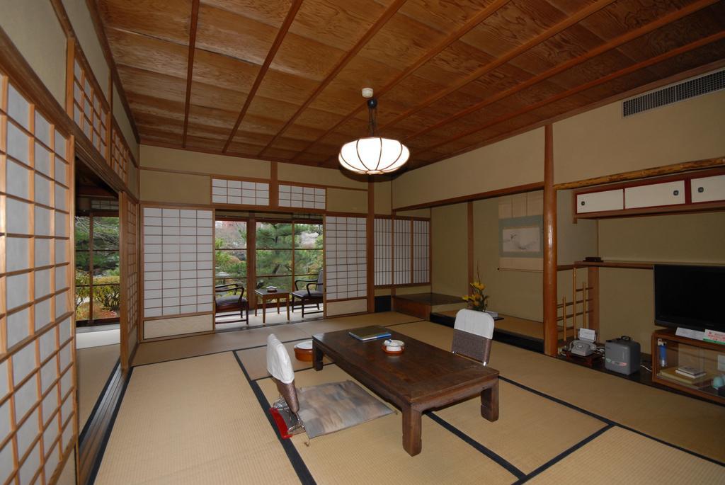 Sansuien Hotel Yamaguchi Exterior photo